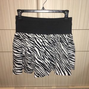 zebra flowy skirt